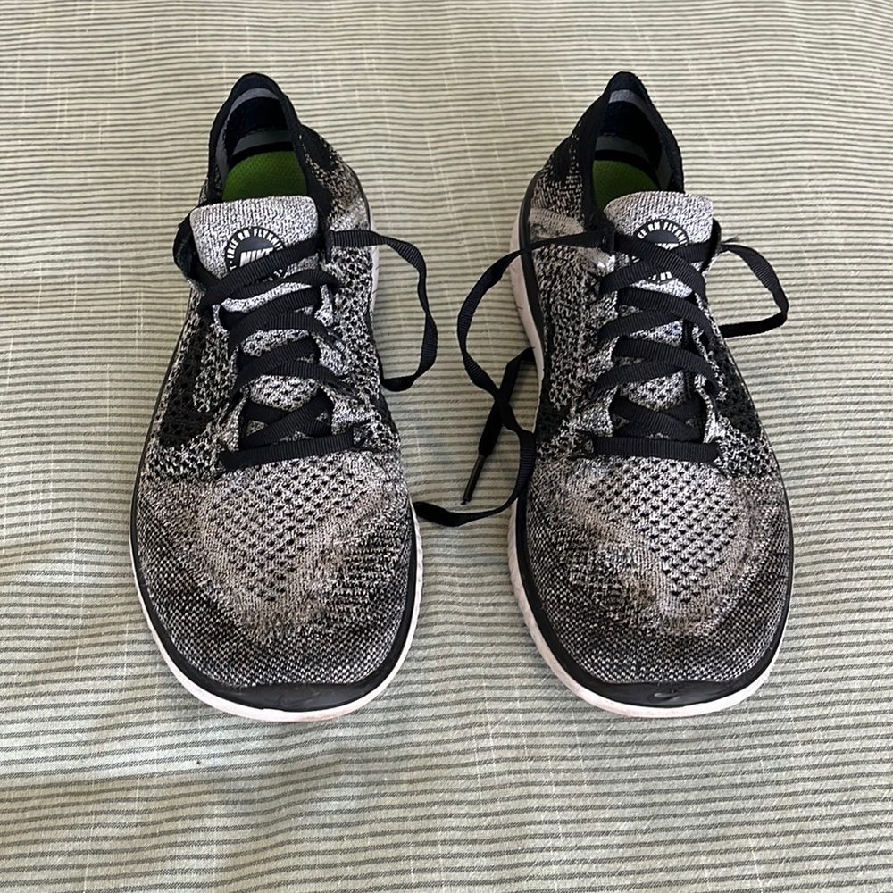 Nike Free Tennis Shoes